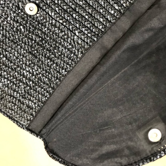 Black clutch - Picture 3 of 3